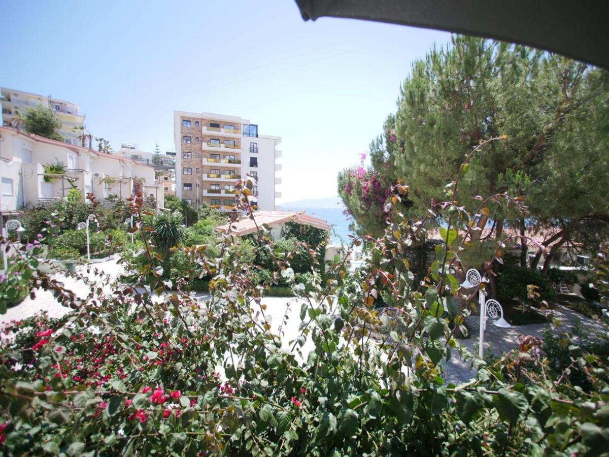 Sunset Apartment Saranda Bay Buitenkant foto