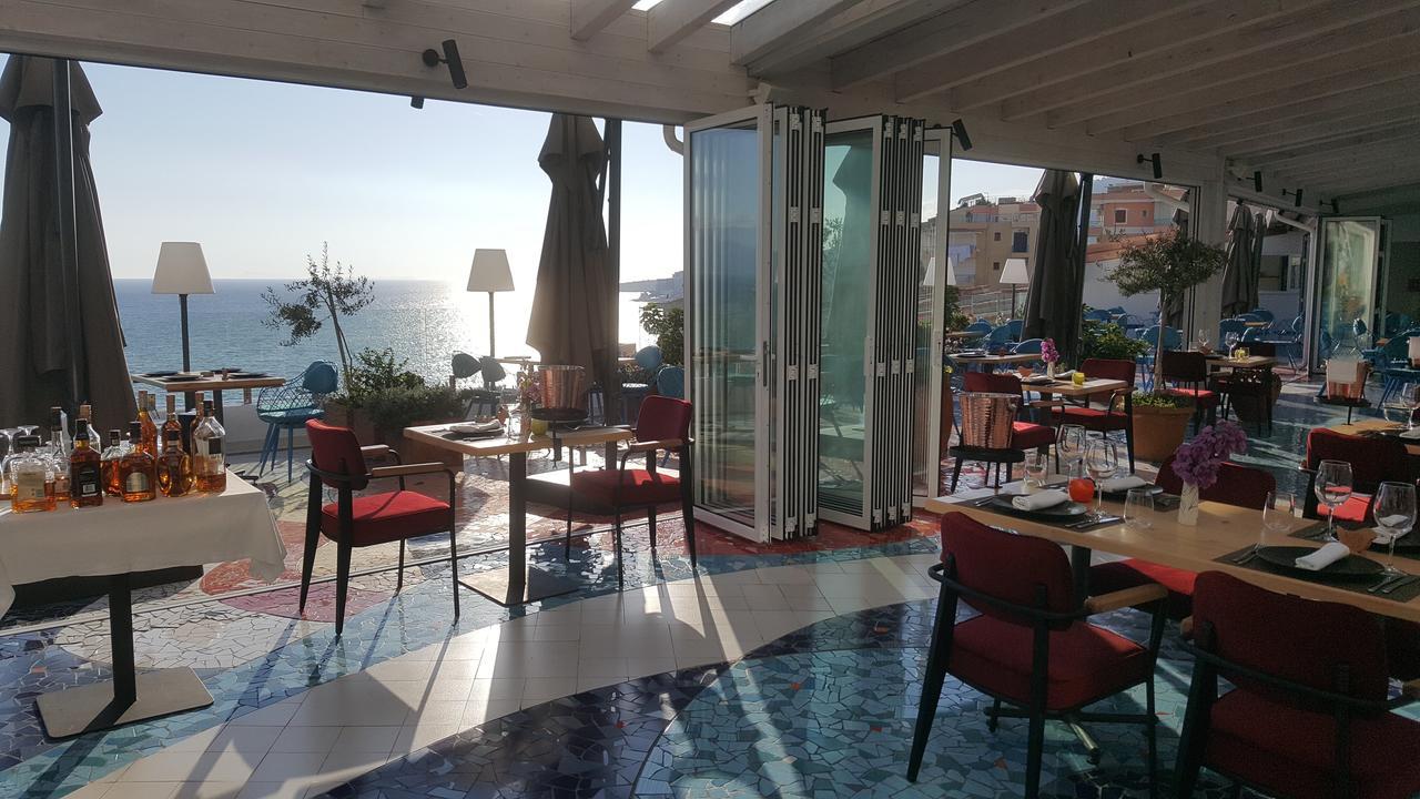 Sunset Apartment Saranda Bay Buitenkant foto